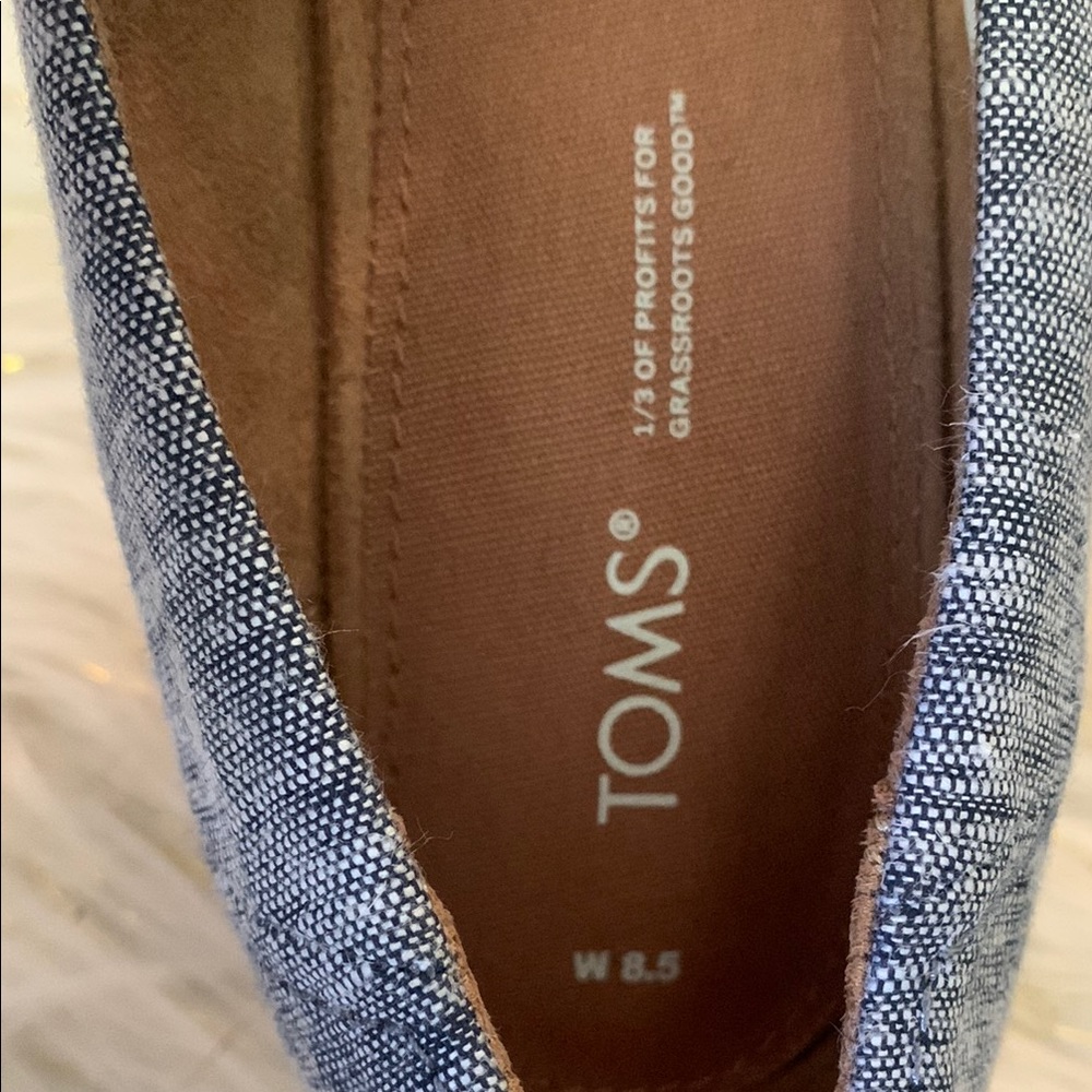 TOMS Classic Navy slub Chambray Peep-Toe Wedges - Picture 8 of 9